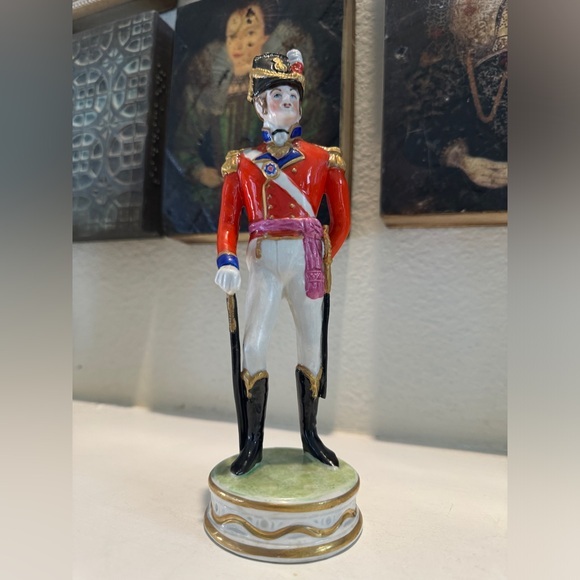 Muller Volkstedt Other - Muller Volksted Antique 2nd Regiment Cold Steam Foot Guard Captain‎ Rare Figure